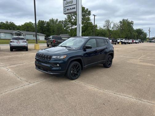 Fathom Blue Pearlcoat 2026 Jeep Compass Latitude