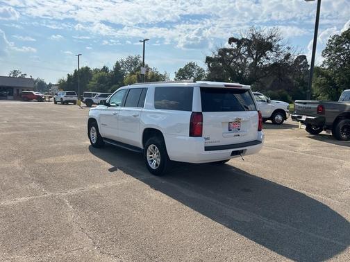 2017 Chevrolet Suburban LS