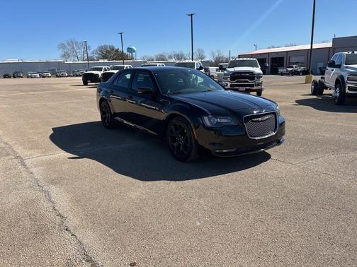 2021 Chrysler 300 S