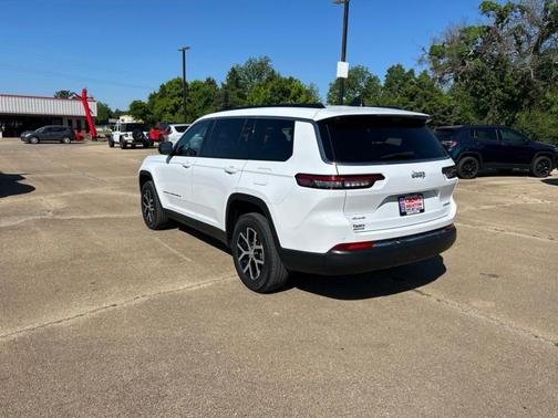 Bright White Clearcoat 2024 Jeep Grand Cherokee L Limited