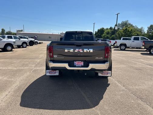 2025 RAM 3500 Laramie