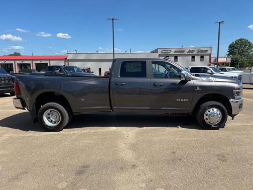 2025 RAM 3500 Laramie