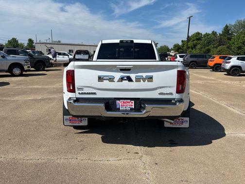 Bright White Clearcoat 2026 RAM 3500 Laramie