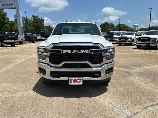 Bright White Clearcoat 2026 RAM 3500 Tradesman