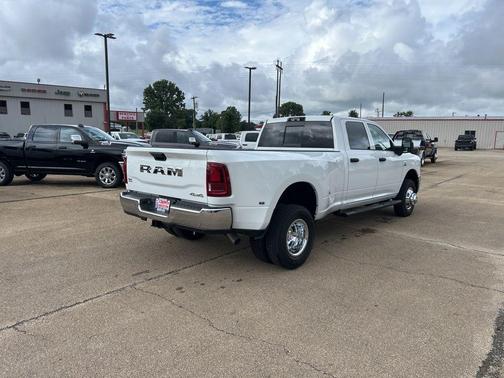 Bright White Clearcoat 2026 RAM 3500 Tradesman