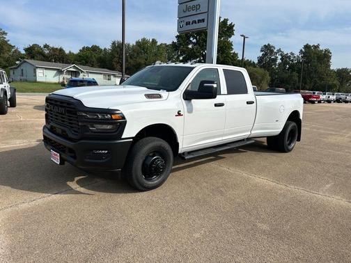 Bright White Clearcoat 2027 RAM 3500 Tradesman