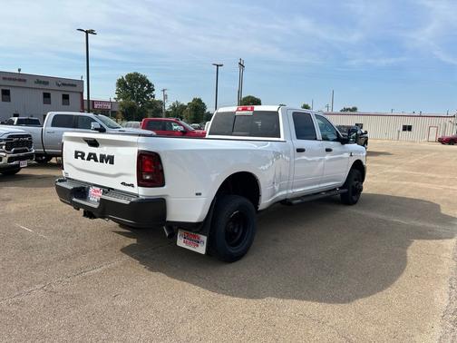 Bright White Clearcoat 2027 RAM 3500 Tradesman