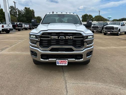Bright White Clearcoat 2027 RAM 3500 Tradesman