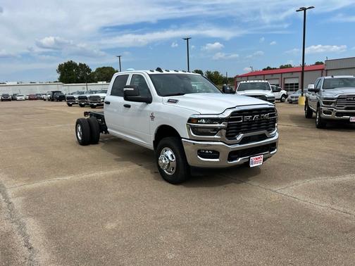 Bright White Clearcoat 2027 RAM 3500 Tradesman