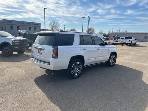 2017 GMC Yukon Denali