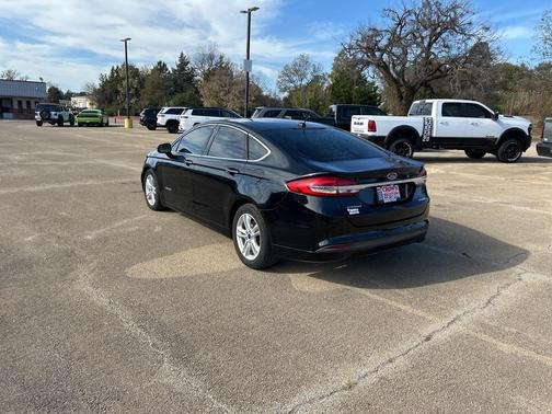 2018 Ford Fusion Hybrid SE