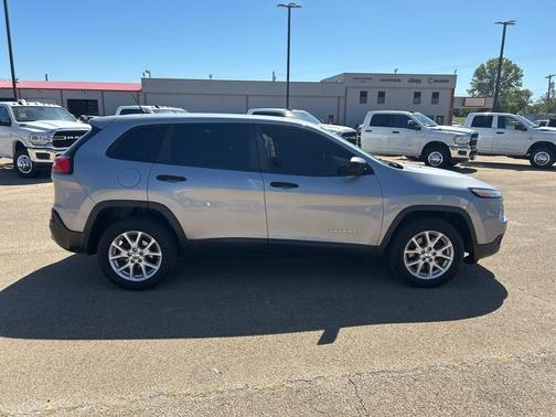 2014 Jeep Cherokee Sport