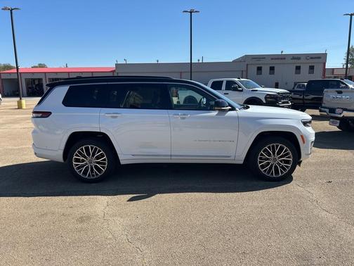 2025 Jeep Grand Cherokee L Summit