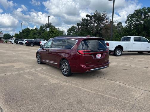 2022 Chrysler Pacifica Limited