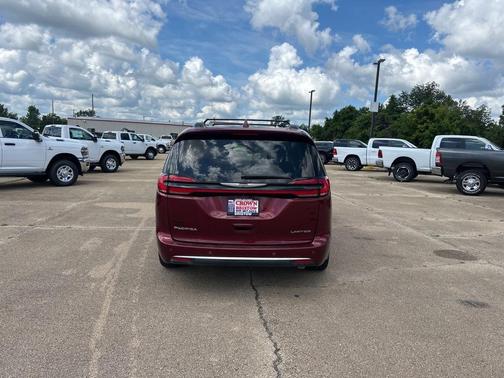 2022 Chrysler Pacifica Limited