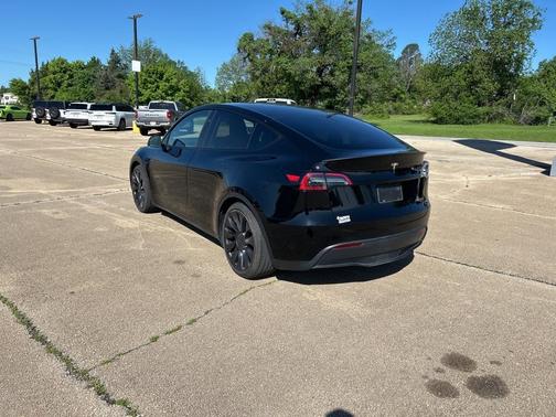 2024 Tesla Model Y Performance