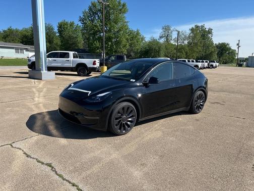 2024 Tesla Model Y Performance