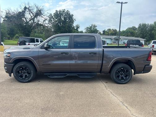Granite Crystal Metallic Clearcoat 2025 RAM 1500 Big Horn