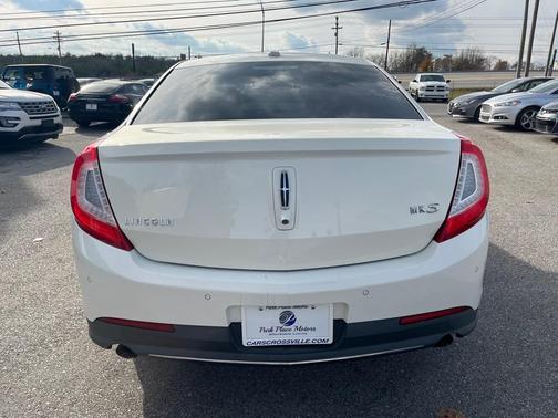 2013 Lincoln MKS Base