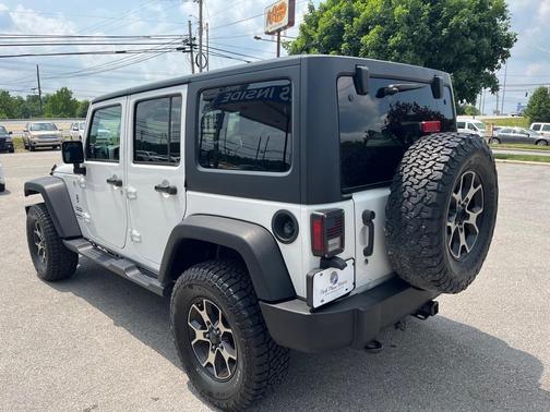2017 Jeep Wrangler Unlimited Sport