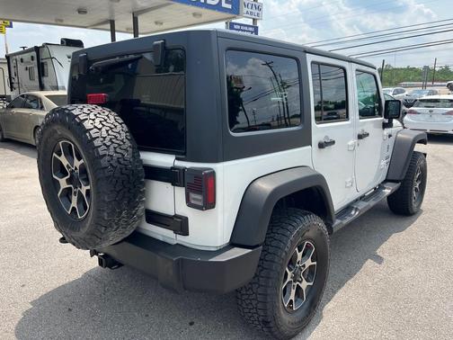 2017 Jeep Wrangler Unlimited Sport