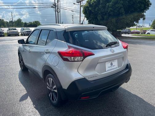 2018 Nissan Kicks SV
