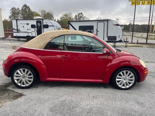 2009 Volkswagen New Beetle S
