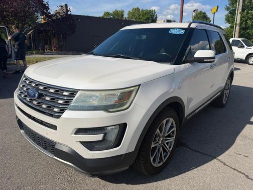 White 2016 Ford Explorer Limited