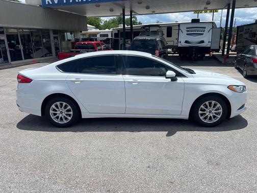 2018 Ford Fusion S