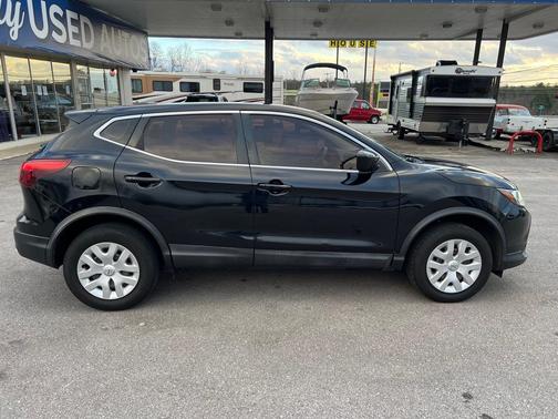 2018 Nissan Rogue Sport S