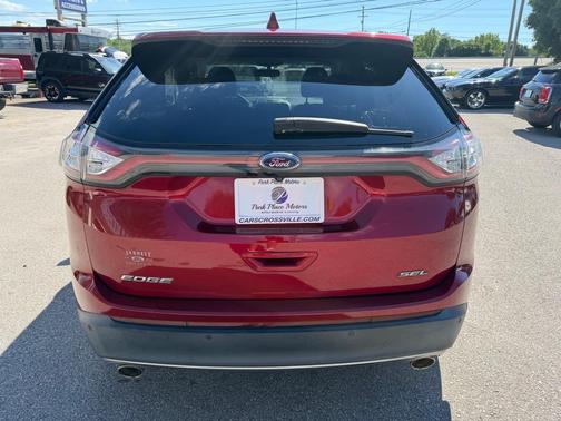 Red 2016 Ford Edge SEL