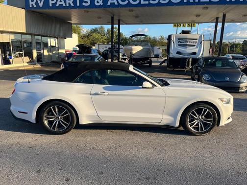 2017 Ford Mustang EcoBoost Premium