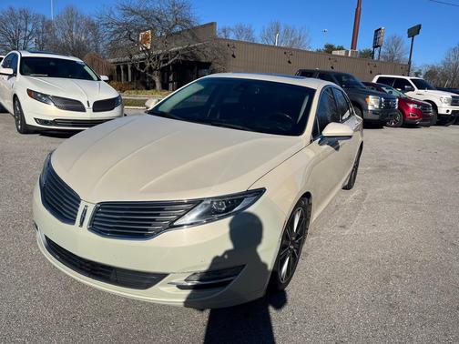 2015 Lincoln MKZ Hybrid Base