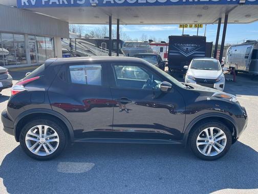 2016 Nissan Juke S