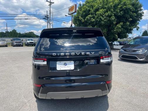 2020 Land Rover Discovery SE