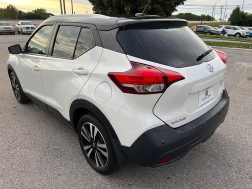 2020 Nissan Kicks SV