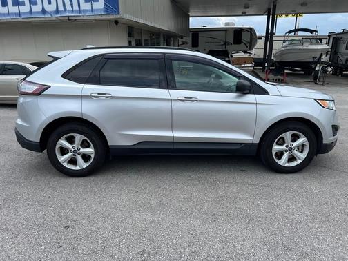 2018 Ford Edge SE