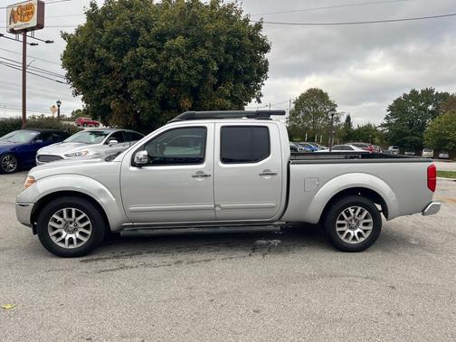 2011 Nissan Frontier SL