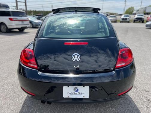 2013 Volkswagen Beetle 2.0L TDI