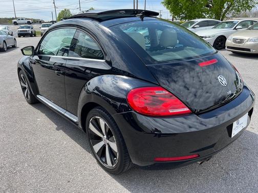 2013 Volkswagen Beetle 2.0L TDI