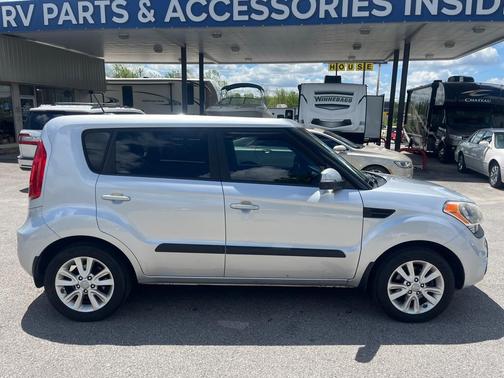2013 Kia Soul +