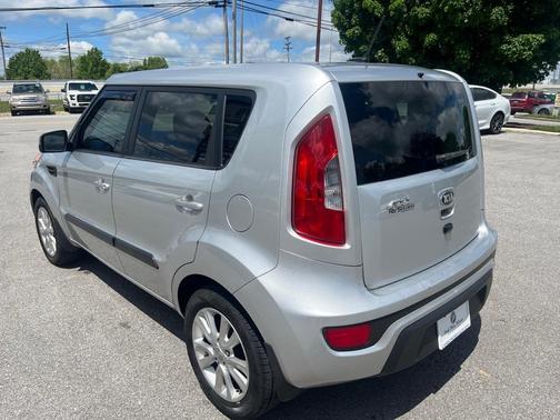 2013 Kia Soul +