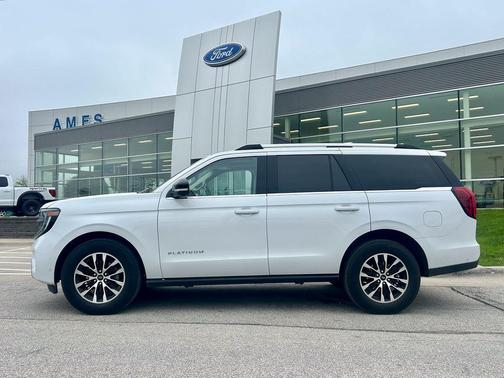 Oxford White 2025 Ford Expedition Platinum