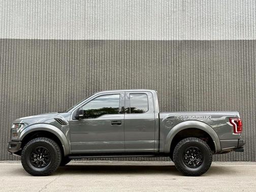 2020 Ford F-150 Raptor