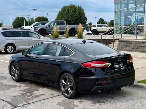 2019 Ford Fusion Sport