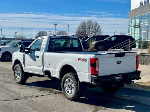 2025 Ford F-250 XLT