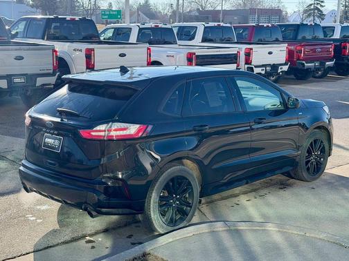2021 Ford Edge ST Line