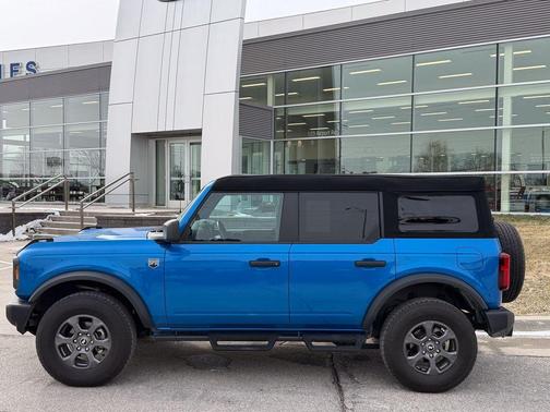 2023 Ford Bronco 