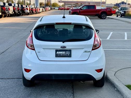 2015 Ford Fiesta SE