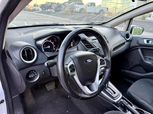 2015 Ford Fiesta SE